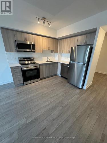 314 - 556 Marlee Avenue, Toronto, ON - Indoor Photo Showing Kitchen With Stainless Steel Kitchen