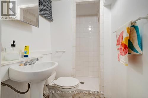 2048 Walker Avenue, Peterborough, ON - Indoor Photo Showing Bathroom