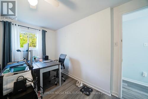 2048 Walker Avenue, Peterborough, ON - Indoor