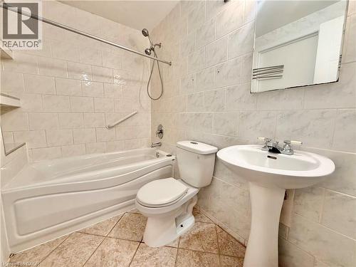63 Jordan Drive, Cambridge, ON - Indoor Photo Showing Bathroom