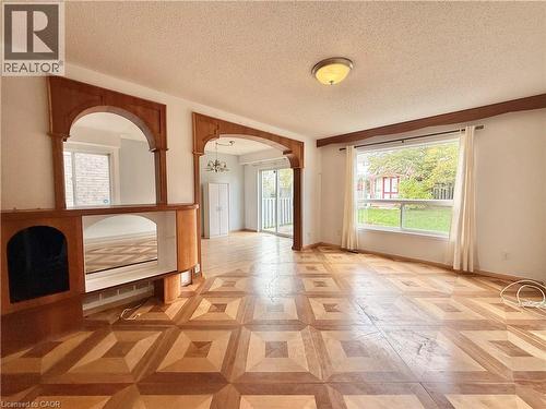 63 Jordan Drive, Cambridge, ON - Indoor Photo Showing Other Room