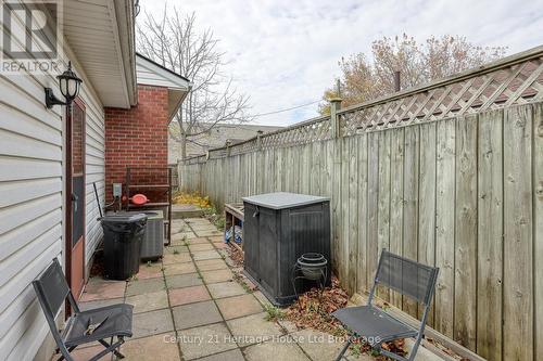 719 Peel Street, Woodstock (Woodstock - South), ON - Outdoor With Exterior