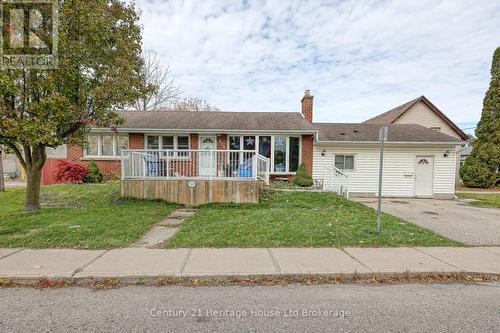 719 Peel Street, Woodstock (Woodstock - South), ON - Outdoor With Deck Patio Veranda