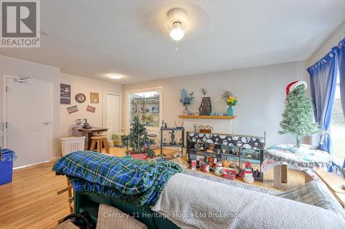 719 Peel Street, Woodstock (Woodstock - South), ON - Indoor