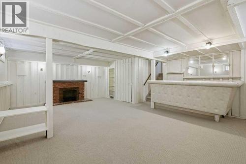 3703 Valdes Place Nw, Calgary, AB - Indoor