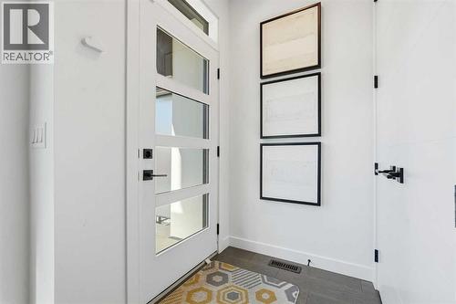 2104 17A Street Sw, Calgary, AB - Indoor Photo Showing Other Room