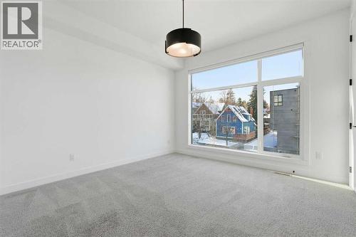 2104 17A Street Sw, Calgary, AB - Indoor Photo Showing Other Room