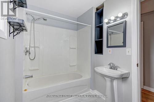 105 Hastings Street N, Bancroft, ON 