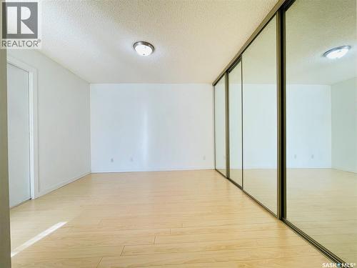 5026 10Th Avenue, Regina, SK - Indoor Photo Showing Other Room