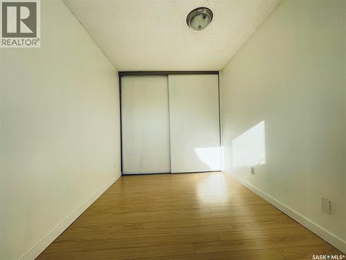 5026 10Th Avenue, Regina, SK - Indoor Photo Showing Other Room