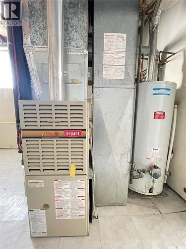 5026 10Th Avenue, Regina, SK - Indoor Photo Showing Basement