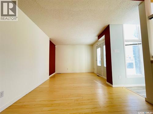 5026 10Th Avenue, Regina, SK - Indoor Photo Showing Other Room