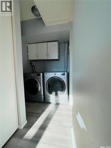 5026 10Th Avenue, Regina, SK - Indoor Photo Showing Laundry Room