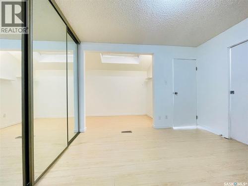 5026 10Th Avenue, Regina, SK - Indoor Photo Showing Other Room