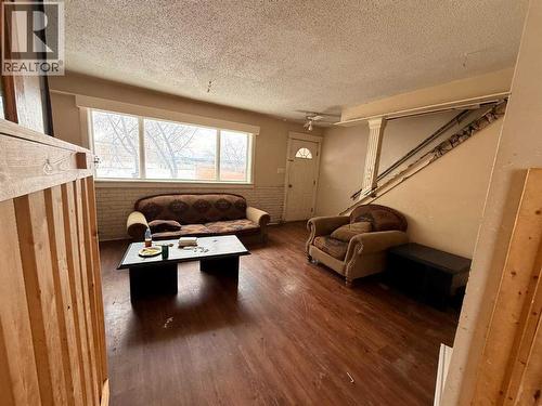 56, 305 5 Street, Wainwright, AB - Indoor