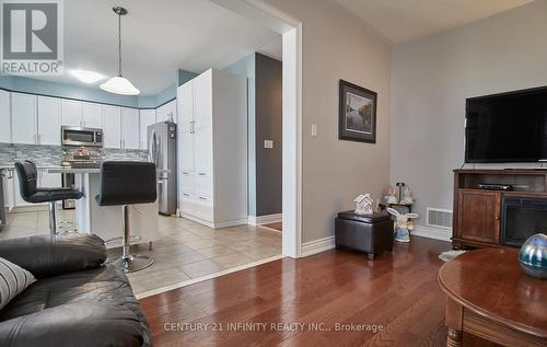 1599 Quail Run Drive, Oshawa (Taunton), ON - Indoor