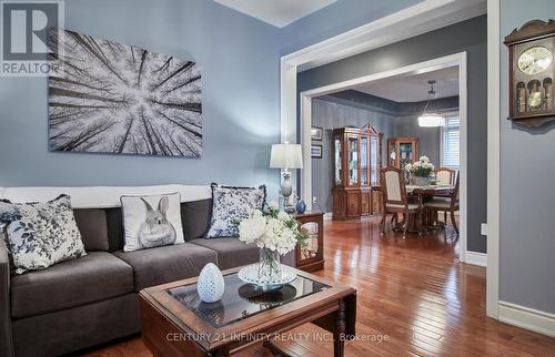 1599 Quail Run Drive, Oshawa (Taunton), ON - Indoor Photo Showing Living Room