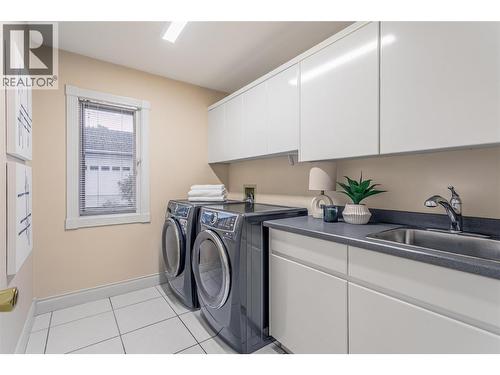 2545 Campbell Road, West Kelowna, BC - Indoor Photo Showing Laundry Room