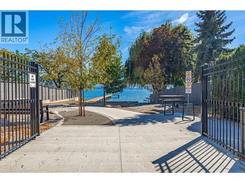 2545 Campbell Road, West Kelowna, BC - Outdoor