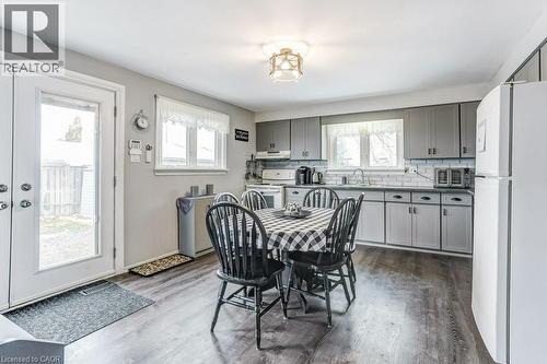 9188 Dickenson Road W, Mount Hope, ON - Indoor Photo Showing Dining Room