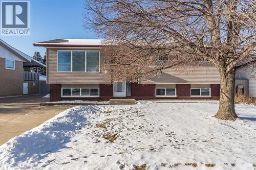 52 Ross Haven Way Se, Medicine Hat, AB - Outdoor