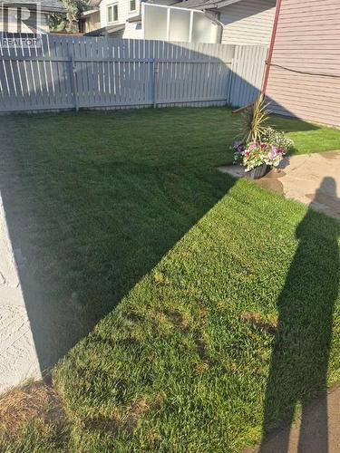 52 Ross Haven Way Se, Medicine Hat, AB - Outdoor