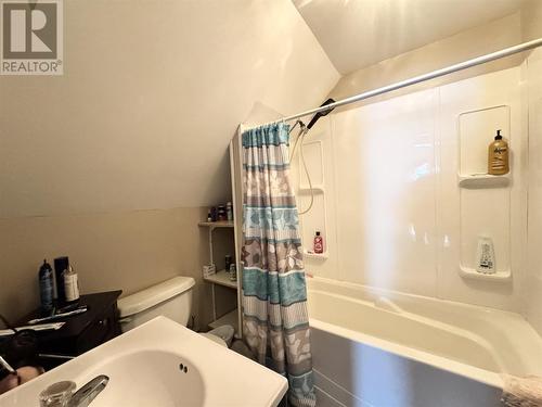73 Lansdowne St S, Chapleau, ON - Indoor Photo Showing Bathroom