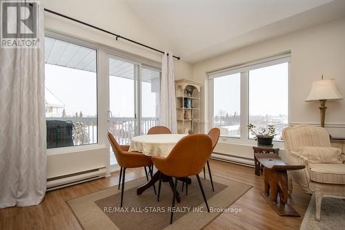 408 - 50 Rivermill Boulevard, Kawartha Lakes (Lindsay), ON - Indoor Photo Showing Dining Room