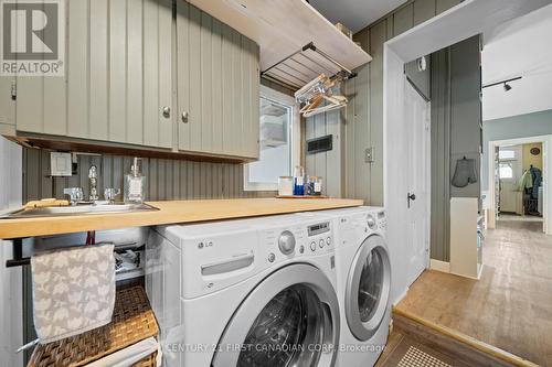 6168 William Street, Lucan Biddulph (Lucan), ON - Indoor Photo Showing Laundry Room