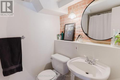 401 - 589 Rideau Street, Ottawa, ON - Indoor Photo Showing Bathroom