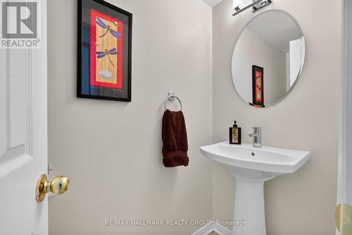 1715 Hunters Run Drive, Ottawa, ON - Indoor Photo Showing Bathroom