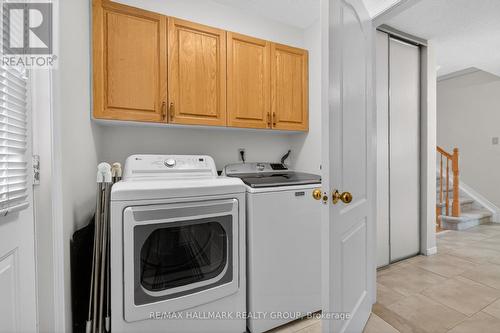 1715 Hunters Run Drive, Ottawa, ON - Indoor Photo Showing Laundry Room