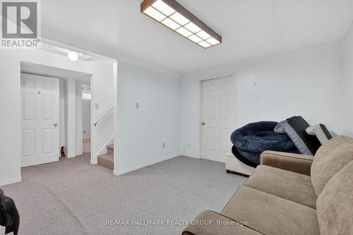 1715 Hunters Run Drive, Ottawa, ON - Indoor