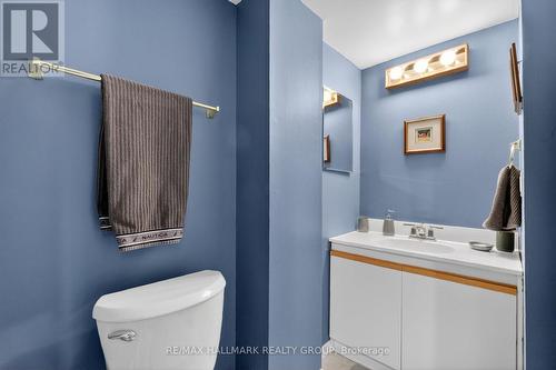 1715 Hunters Run Drive, Ottawa, ON - Indoor Photo Showing Bathroom