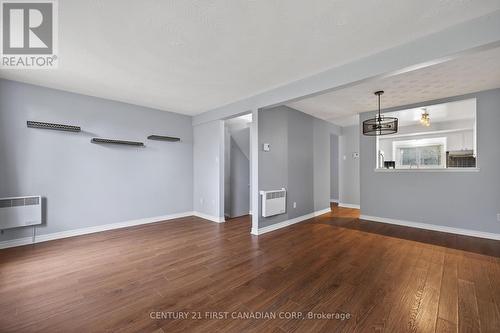 636 - 636 Wilkins Street, London South (South R), ON - Indoor Photo Showing Other Room