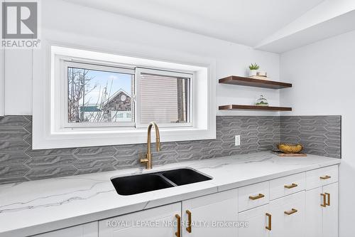 4149 Welland Street, Niagara Falls (Chippawa), ON - Indoor Photo Showing Kitchen With Double Sink