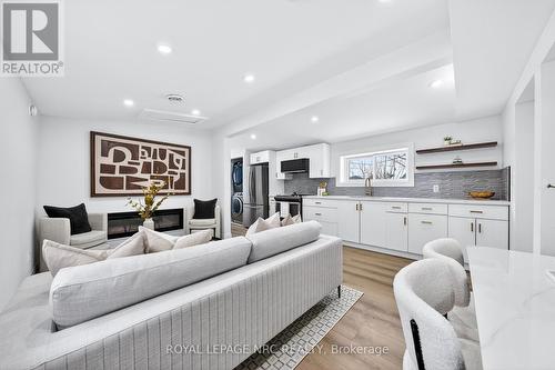 4149 Welland Street, Niagara Falls (Chippawa), ON - Indoor Photo Showing Other Room