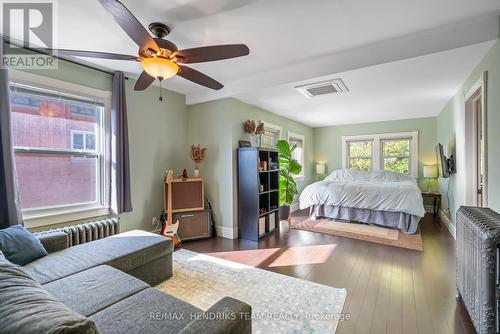153 Geneva Street, St. Catharines (Downtown), ON - Indoor Photo Showing Bedroom