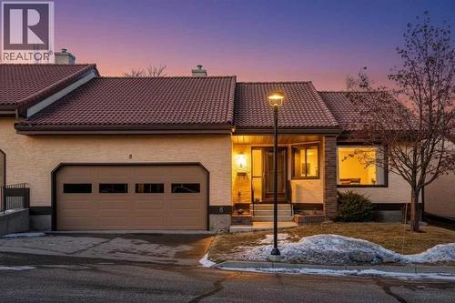 8, 118 Strathcona Road SW  Calgary, AB T3H 1P3
