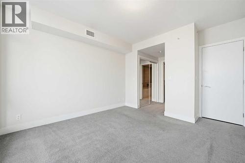 1604, 510 6 Avenue Se, Calgary, AB - Indoor Photo Showing Other Room