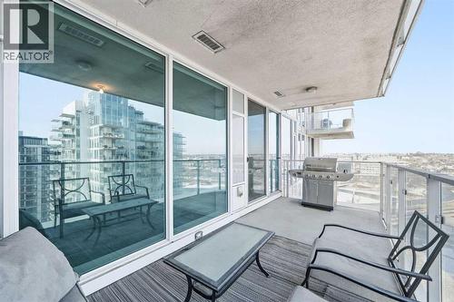 1604, 510 6 Avenue Se, Calgary, AB - Outdoor With Balcony With Exterior