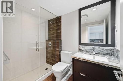 1604, 510 6 Avenue Se, Calgary, AB - Indoor Photo Showing Bathroom