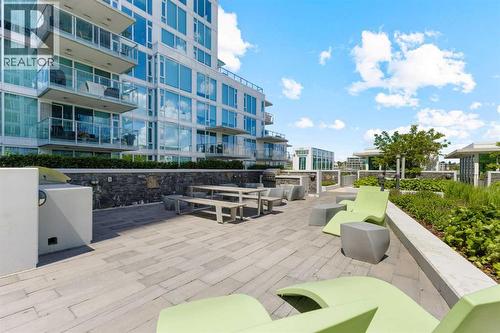 1604, 510 6 Avenue Se, Calgary, AB - Outdoor With Balcony