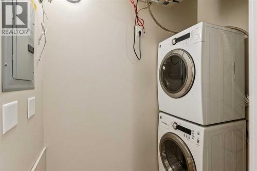 4102, 2781 Chinook Winds Drive Sw, Airdrie, AB - Indoor Photo Showing Laundry Room
