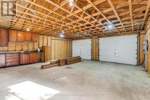 2140 Valley Street, North Stormont, ON - Indoor Photo Showing Garage