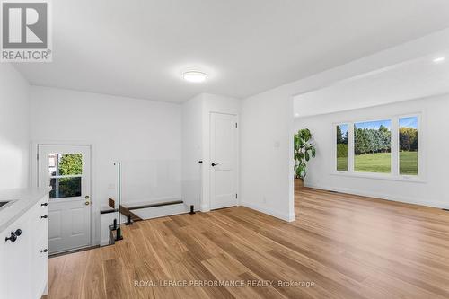 2140 Valley Street, North Stormont, ON - Indoor Photo Showing Other Room