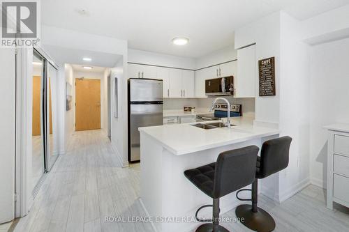 808 - 4978 Yonge Street, Toronto, ON - Indoor Photo Showing Kitchen With Stainless Steel Kitchen With Double Sink