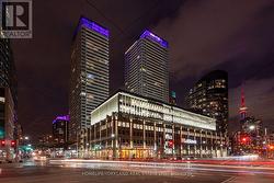 4205 - 17 BATHURST STREET  Toronto, ON M5V 0N1