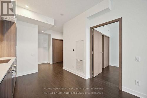 4205 - 17 Bathurst Street, Toronto, ON - Indoor