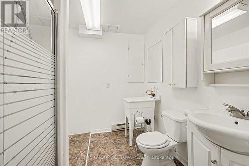 941 Jerome Street, Hawkesbury, ON - Indoor Photo Showing Bathroom